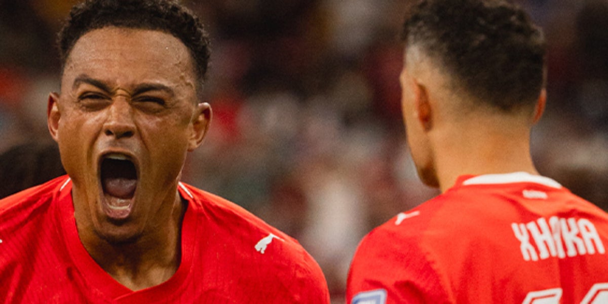 Els jugadors suïssos, celebrant la victòria contra Algèria | @nati_sfv_asf