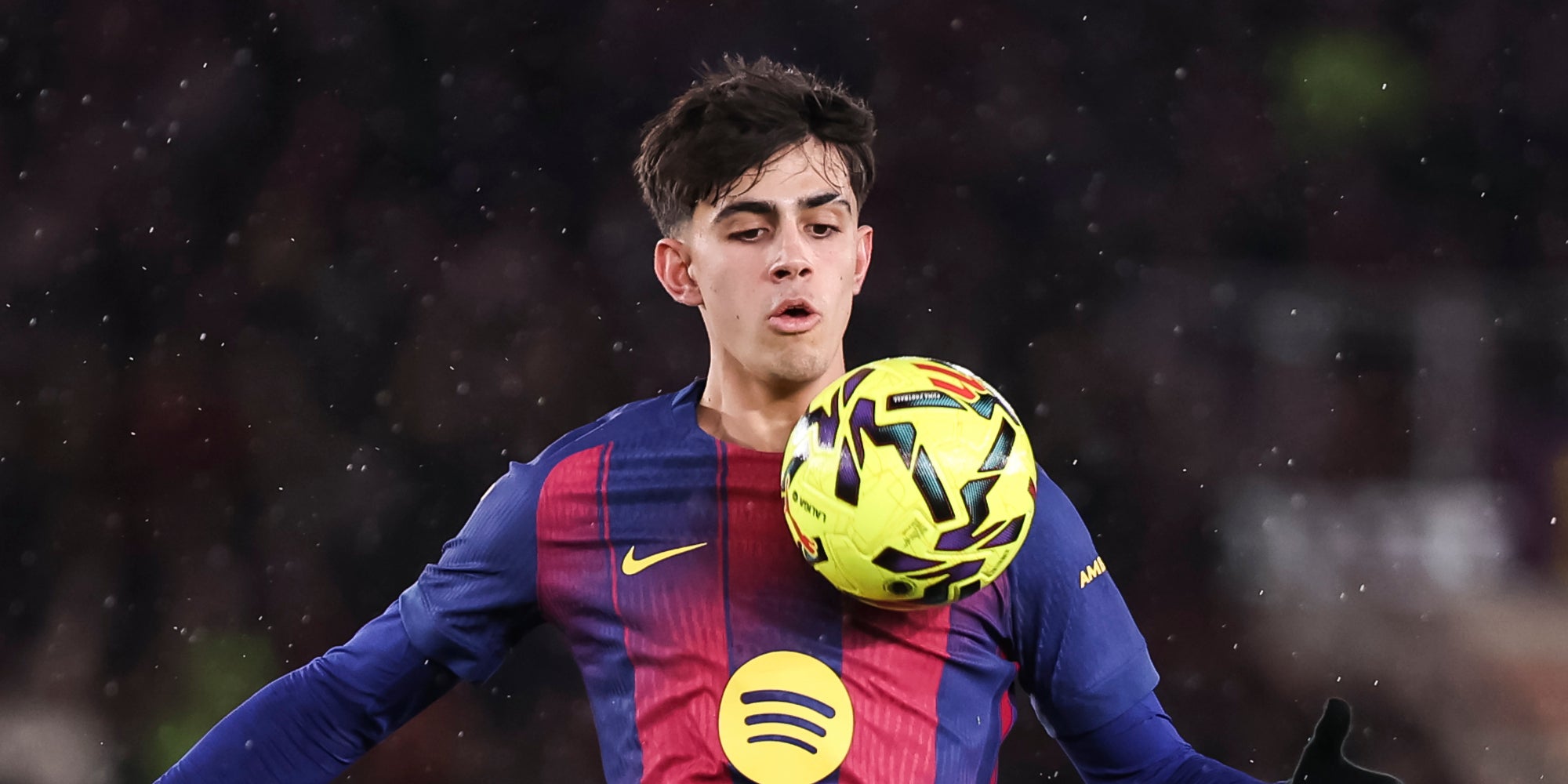 Marc Bernal, durant un partit amb el Barça | Europa Press