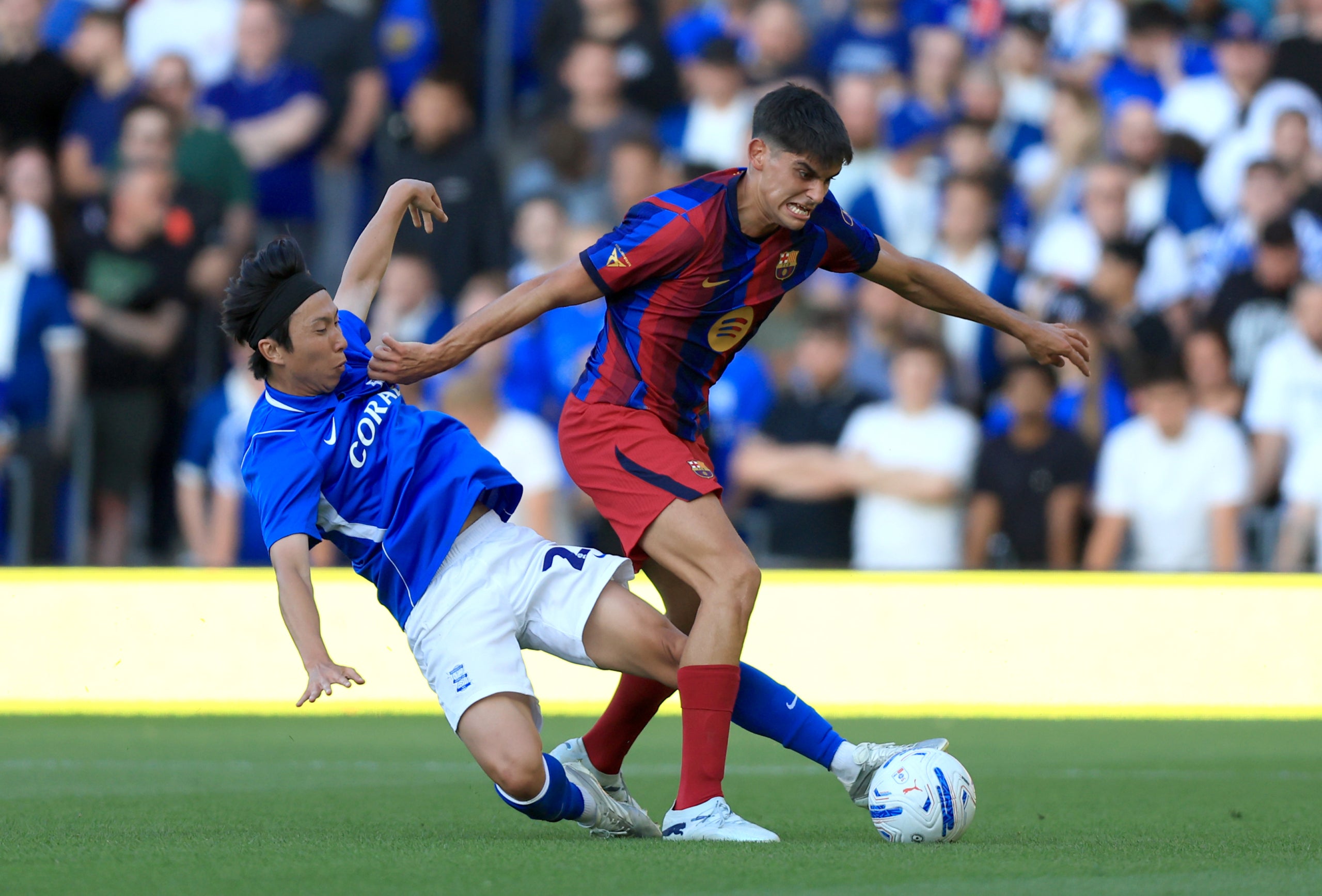 Gerard Martín al partit de pretemporada contra el Birmingham City. | Europa Press