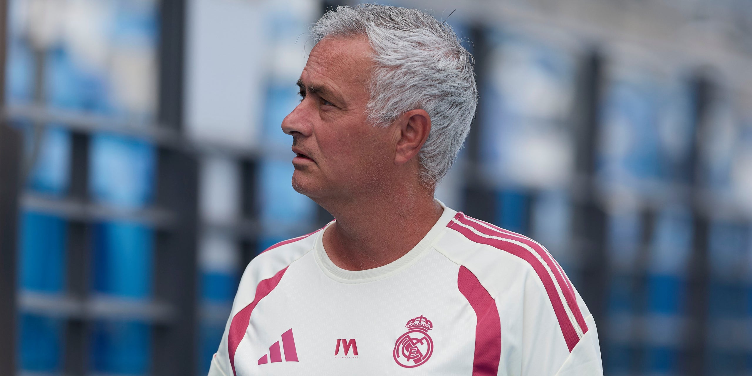 José Mourinho, durant un entrenament del Madrid | Europa Press