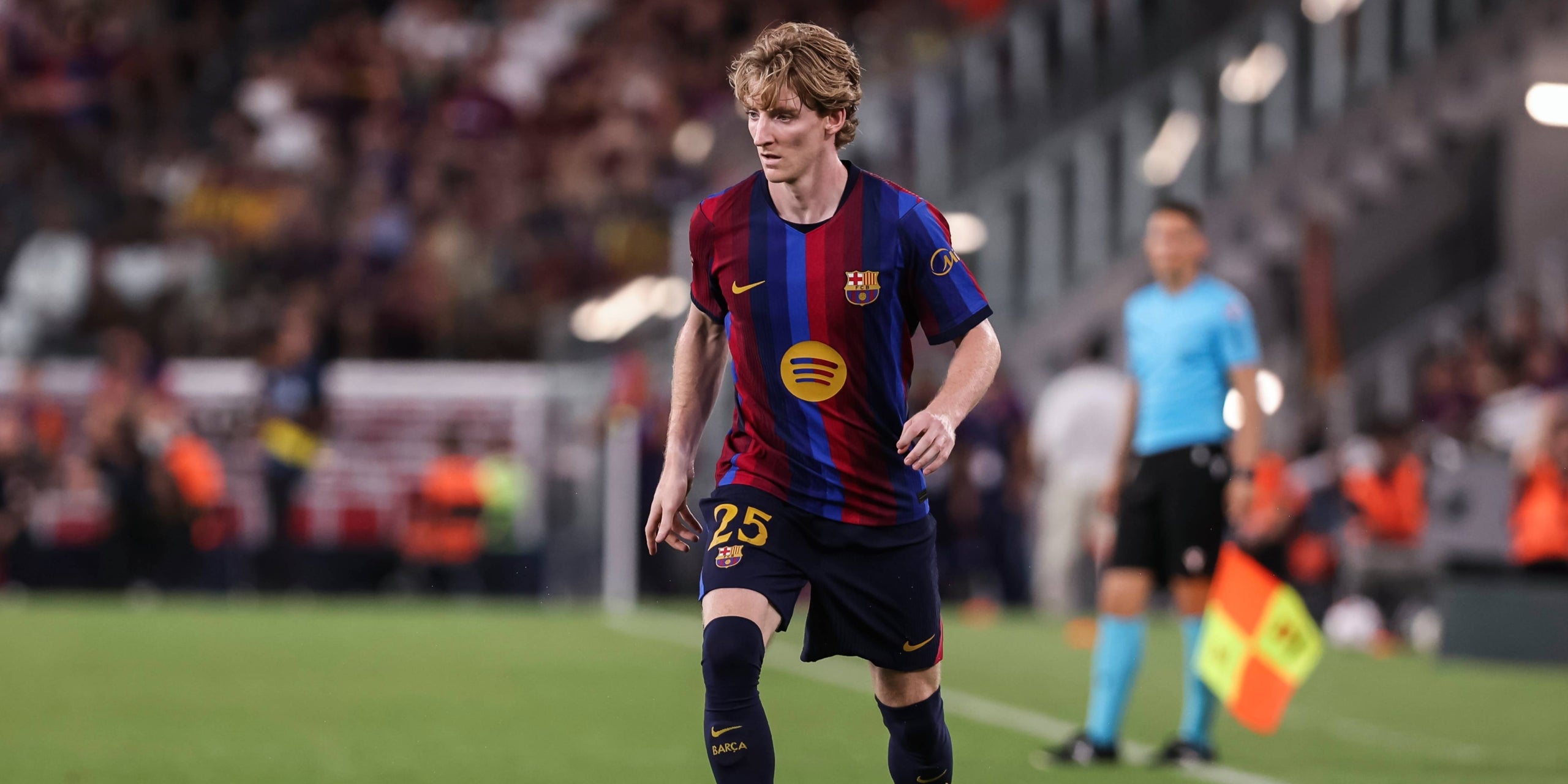 Anthony Gordon al trofeu Joan Gamper. | Europa Press