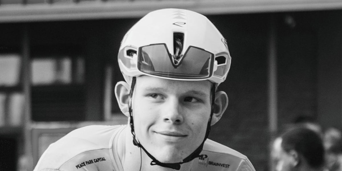 Mor Finlay Tarling, ciclista britànic de 19 anys, durant la Volta a Portugal | @NSNCyclingTeam
