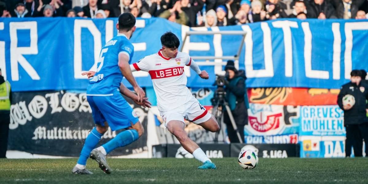 Mirza Catovic, durant un partit amb l'Stuttgart | VFB