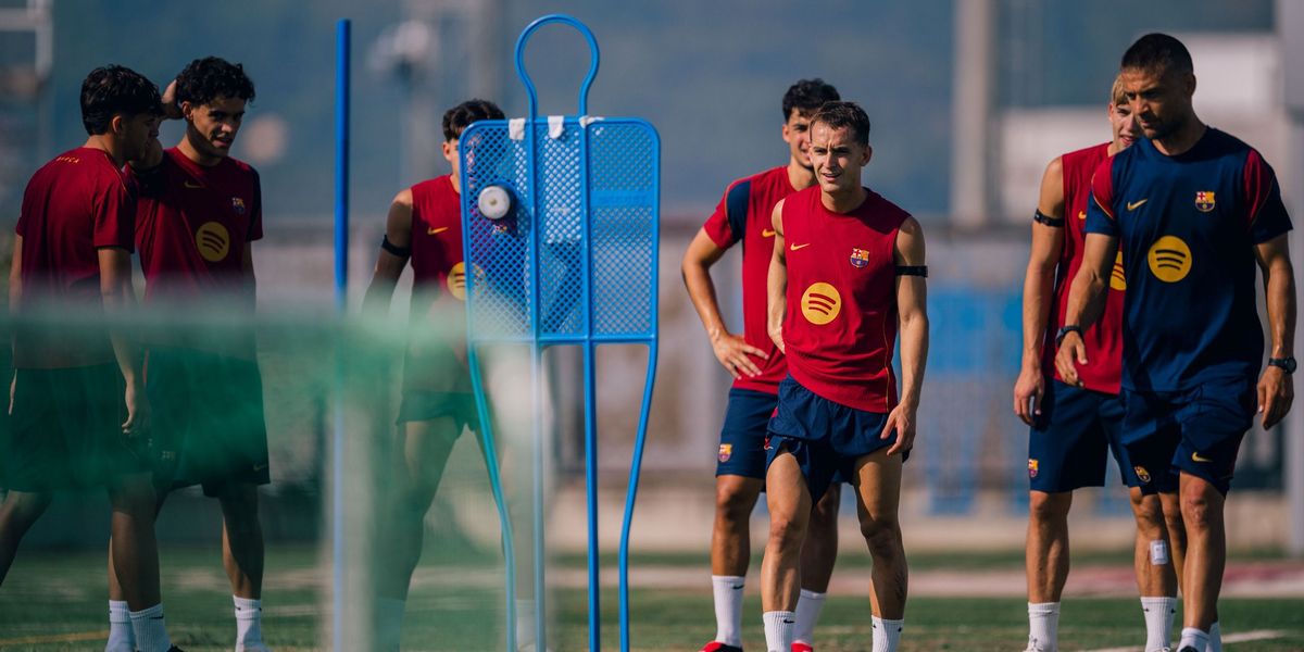 Els sis jugadors del Barça que entrenen al marge a l'espera de les seves sortides | FC Barcelona