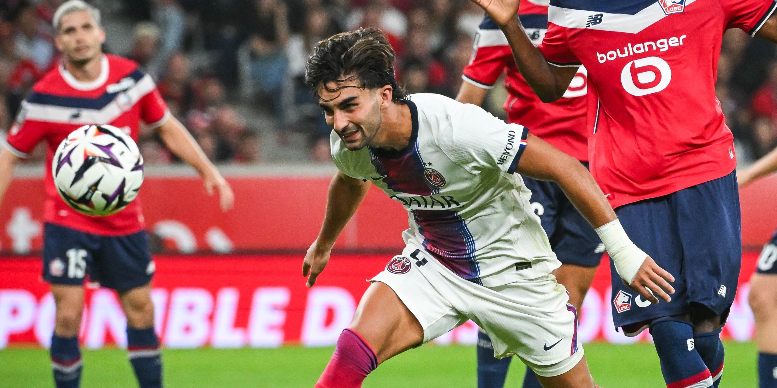 Ferran Torres, durant un partit amb el PSG | Europa Press
