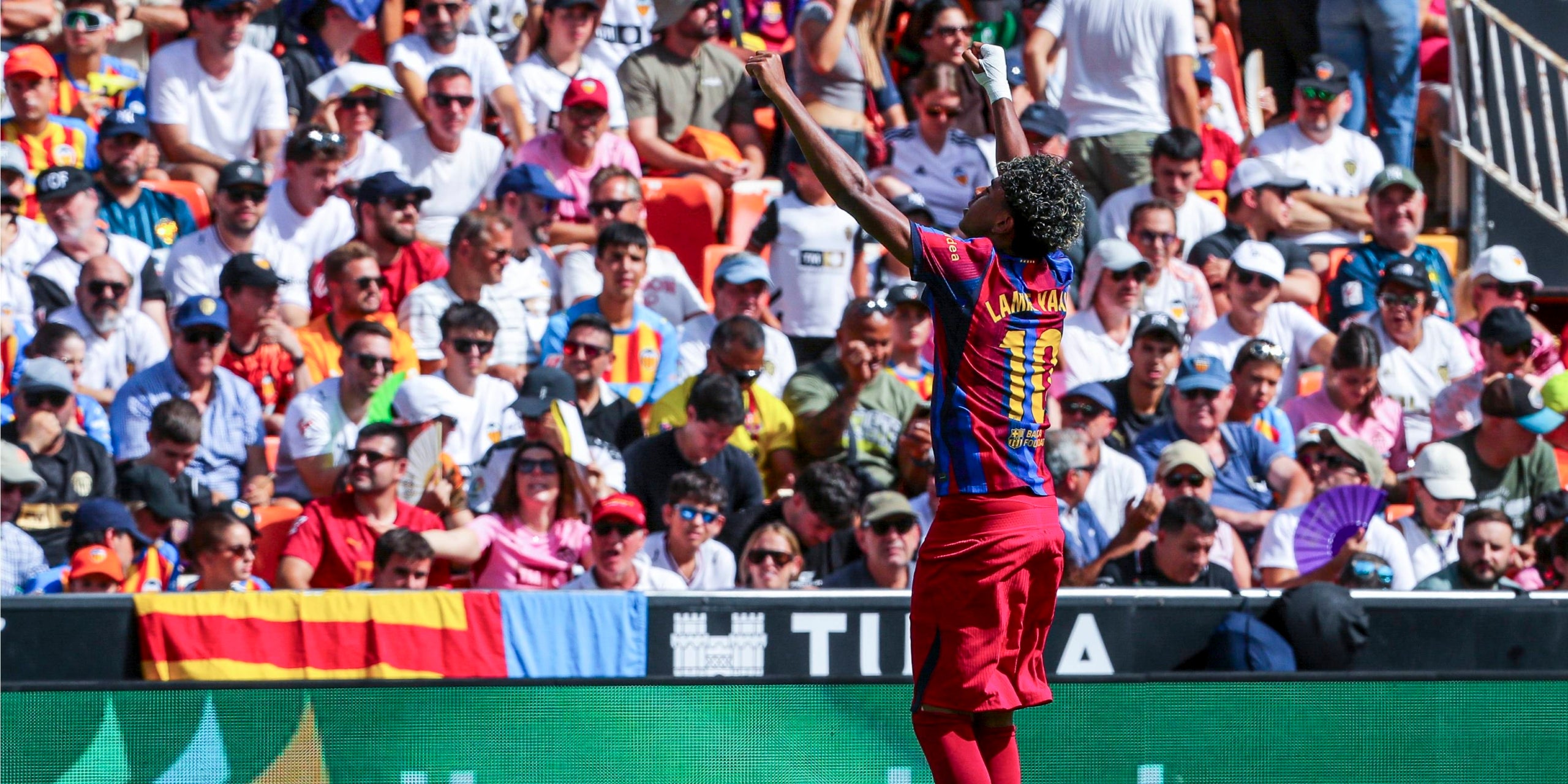Lamine Yamal ha fet un doblet a Mestalla. | Europa Press