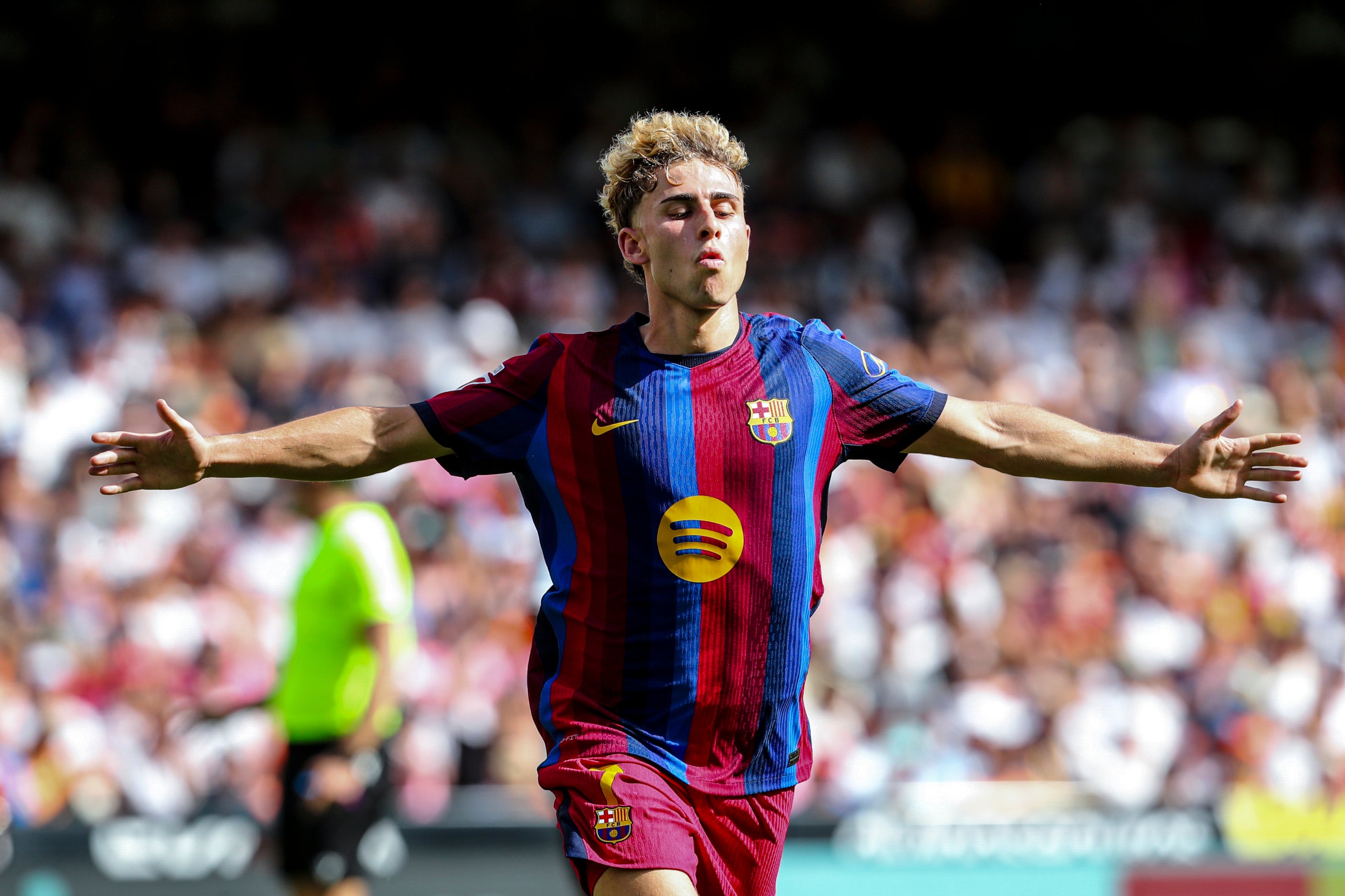 Fermín López, celebrant el seu gol contra el València a la primera part | Europa Press