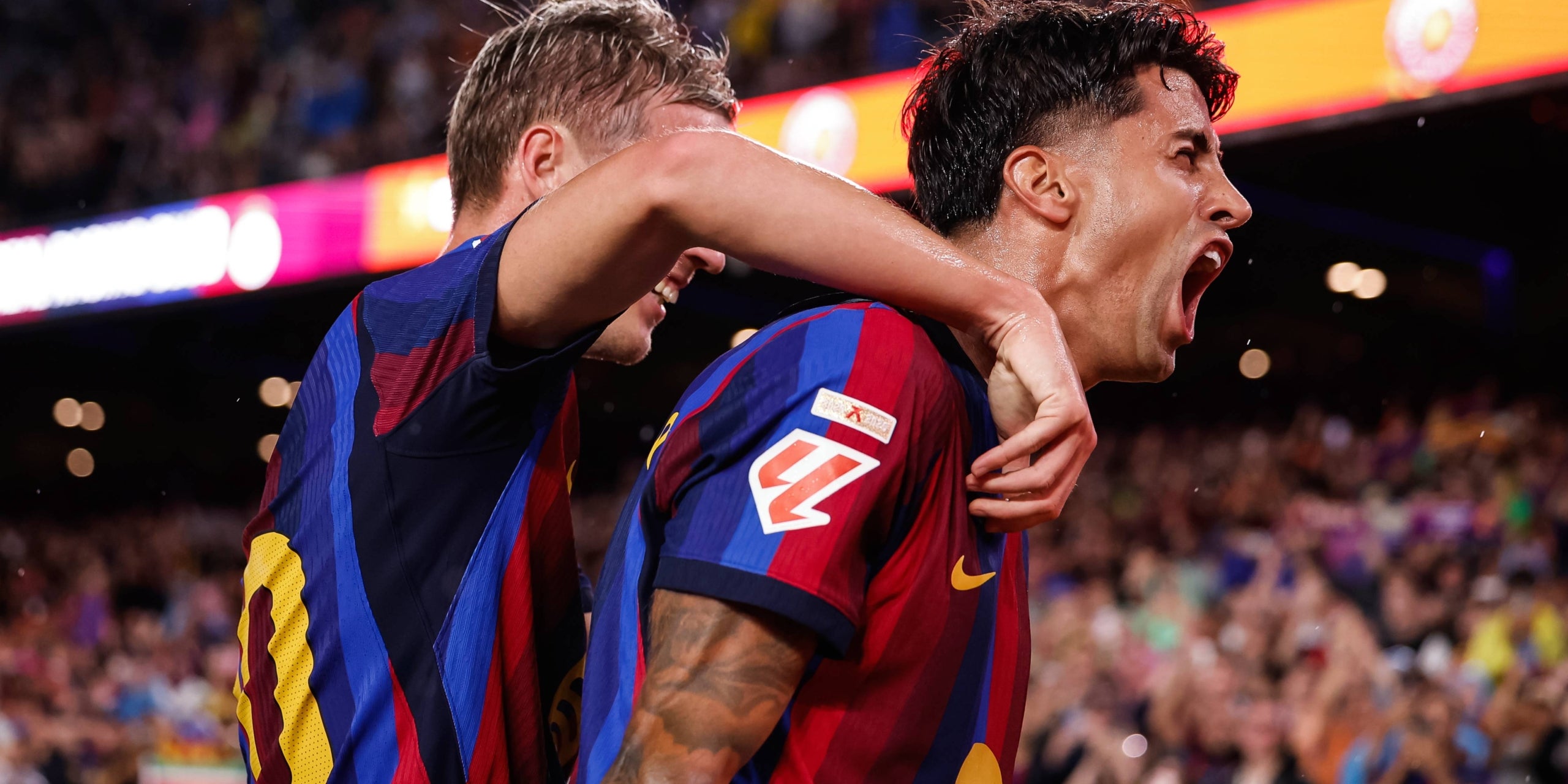 Joao Cancelo, celebrant un dels seus dos gols contra el Racing | Europa Press