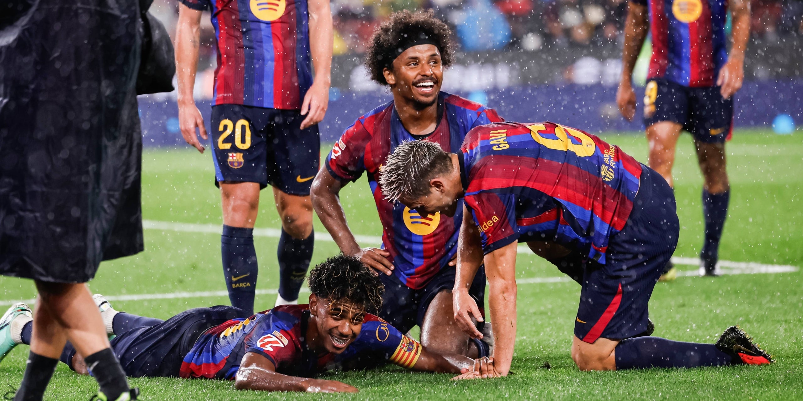 Els jugadors del Barça, celebrant un gol contra el Racing | Europa Press