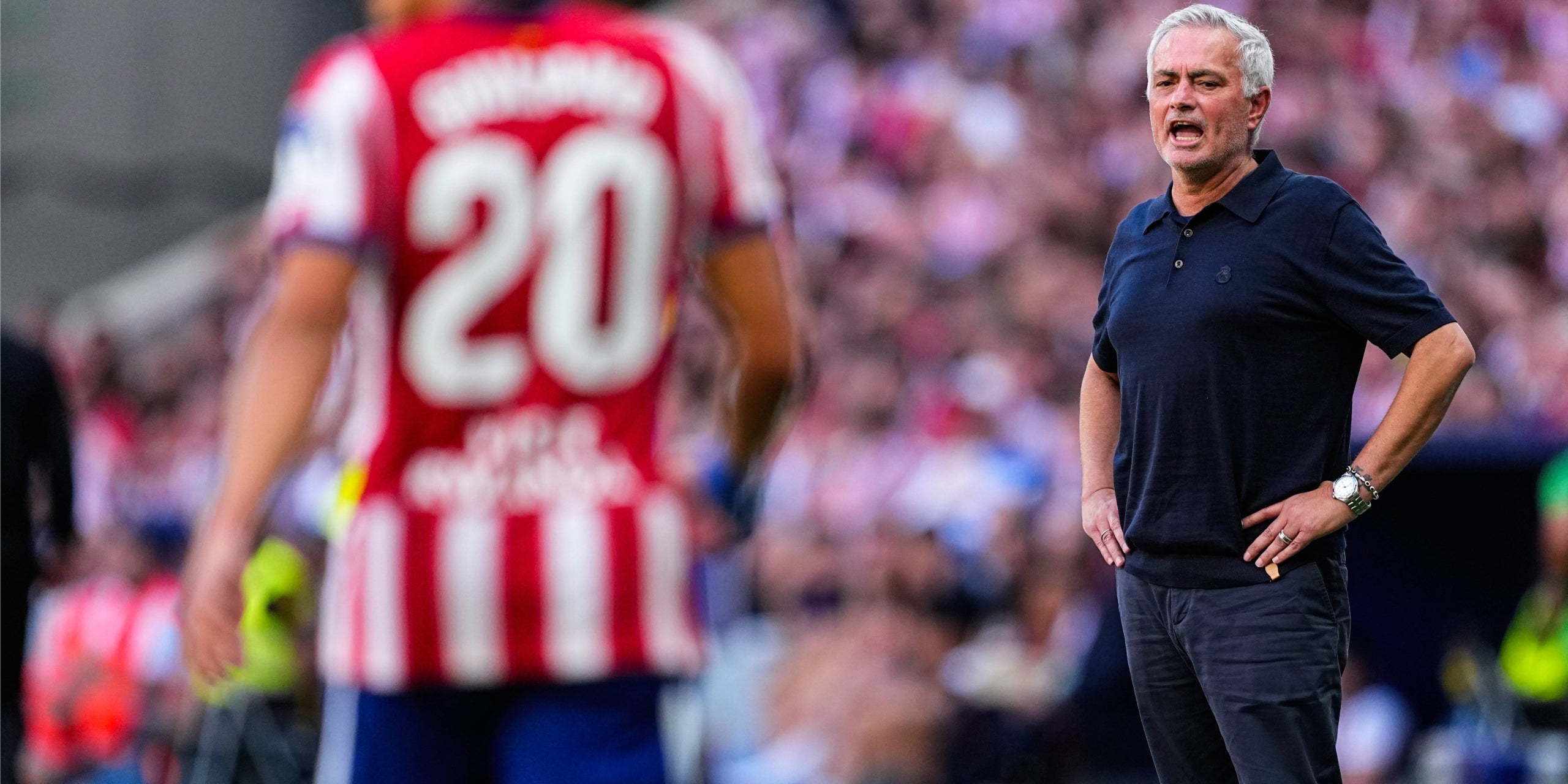 José Mourinho, durant el derbi madrileny | Europa Press