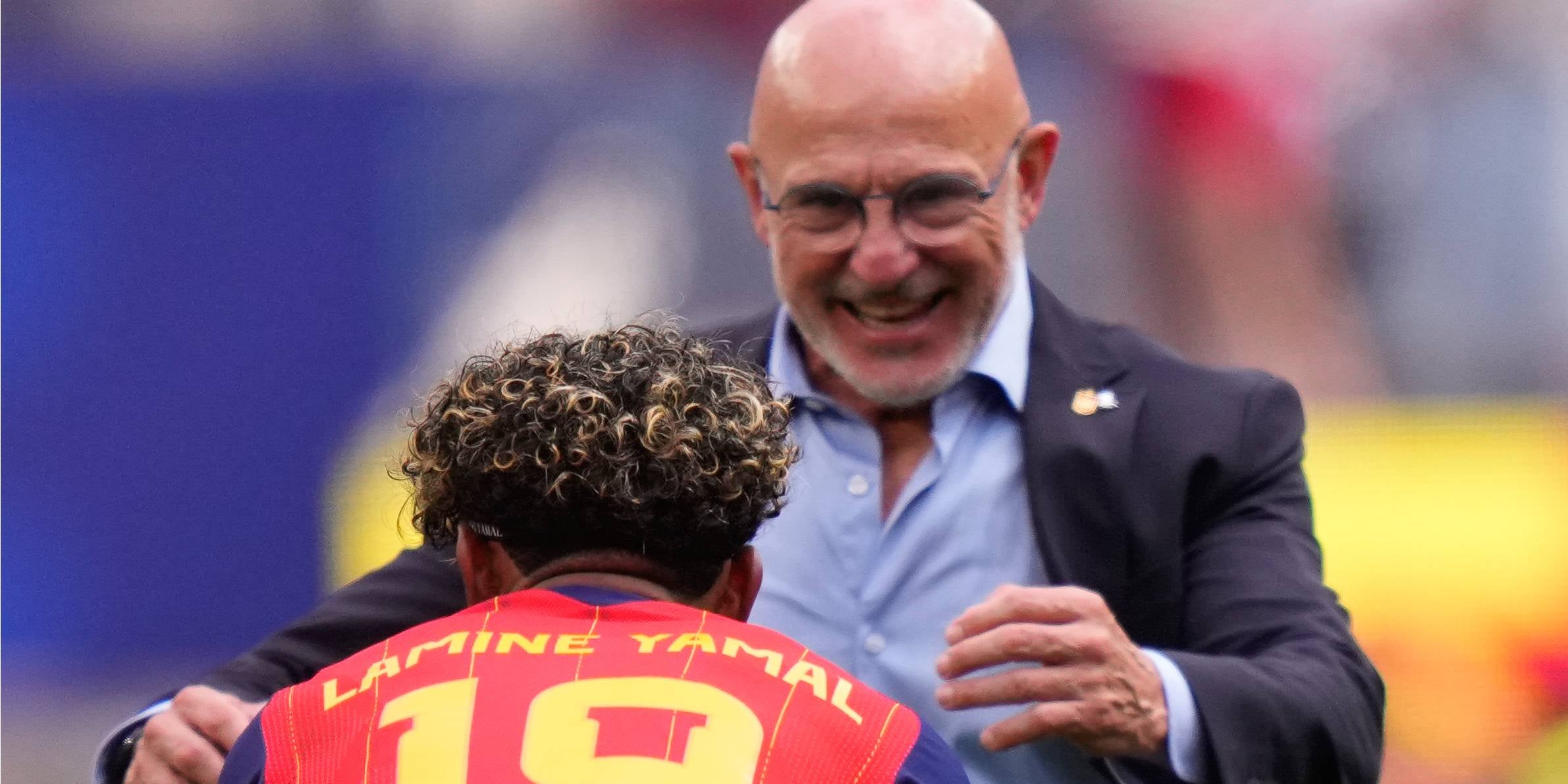 Luis de la Fuente i Lamine Yamal, durant un partit de la selecció espanyola | Europa Press