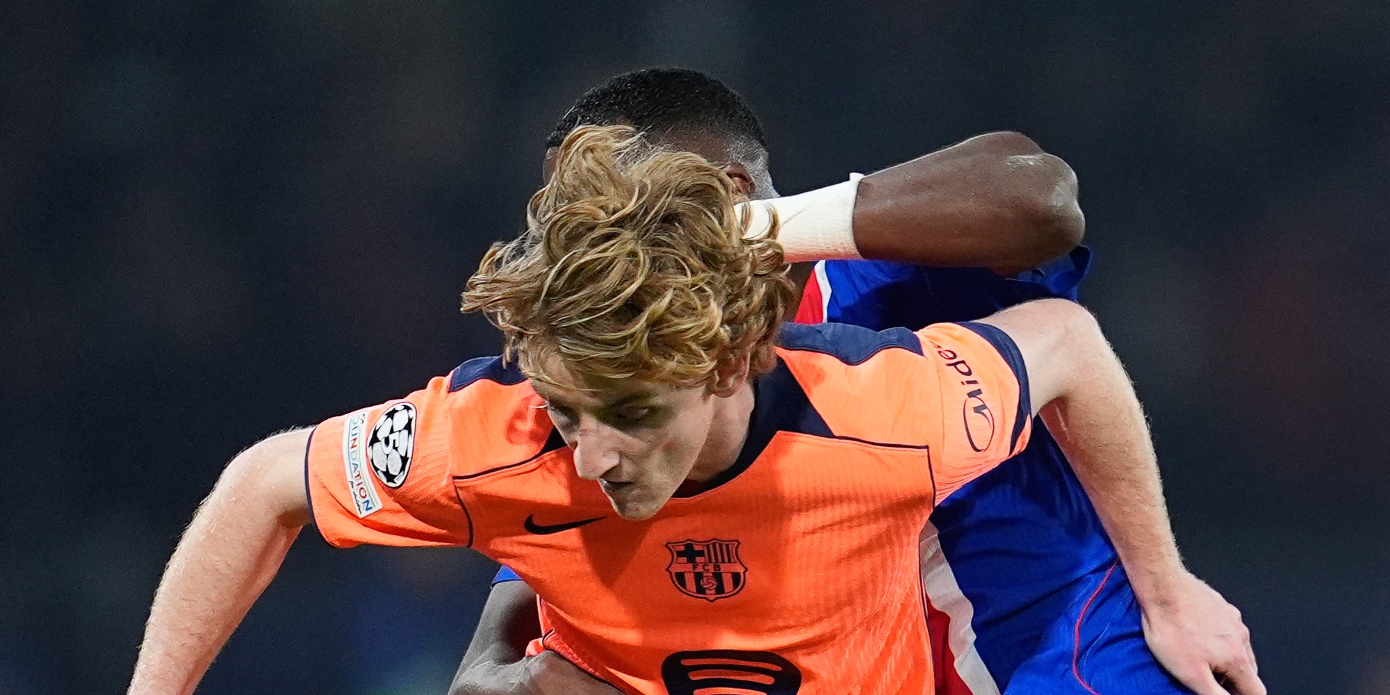 Anthony Gordon, durant el PSG-Barça de Champions | Europa Press