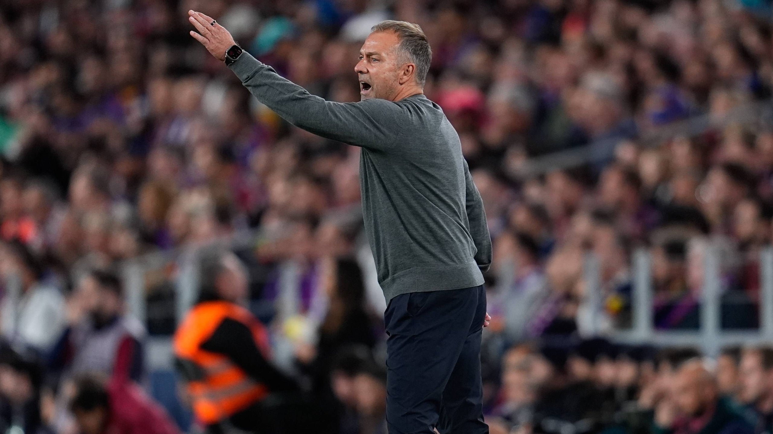 Hansi Flick, durant el Barça-Madrid | Europa Press