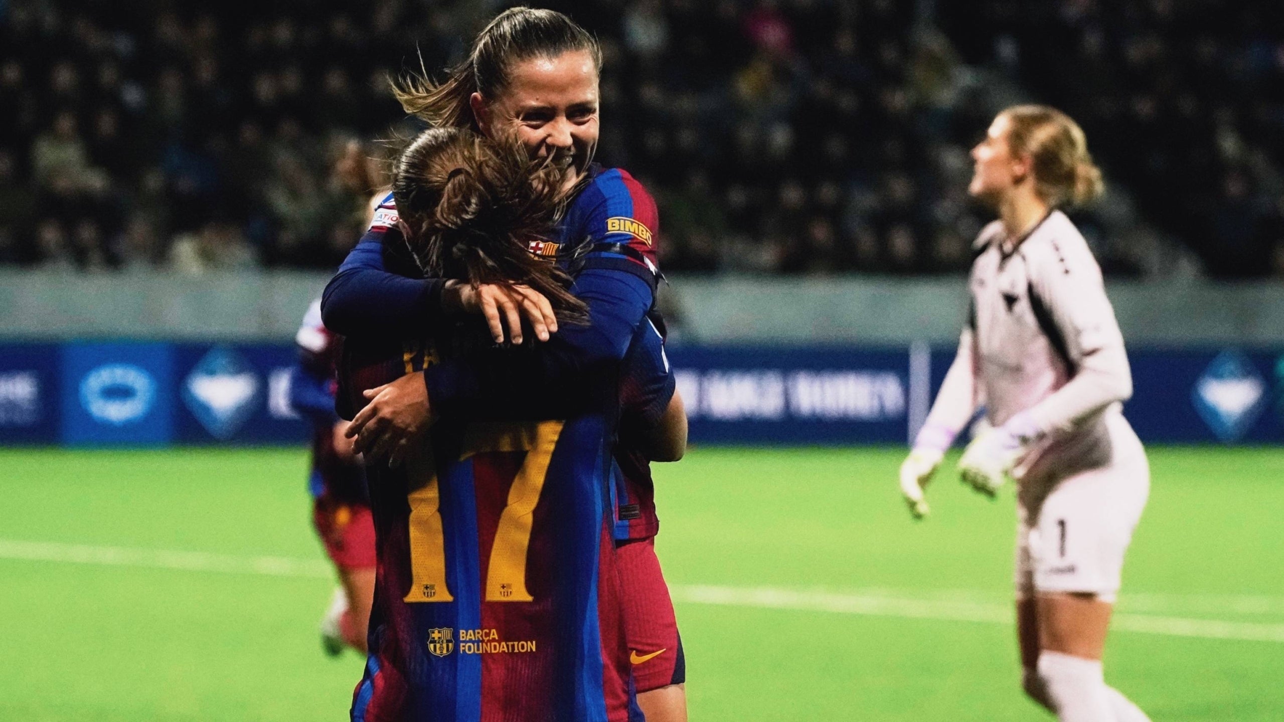 Clàudia Pina, celebrant un dels seus gols contra el Koge | Europa Press