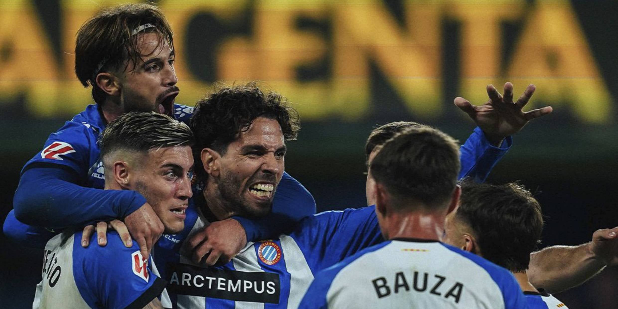 La celebració del gol de Cabrera. | Europa Press