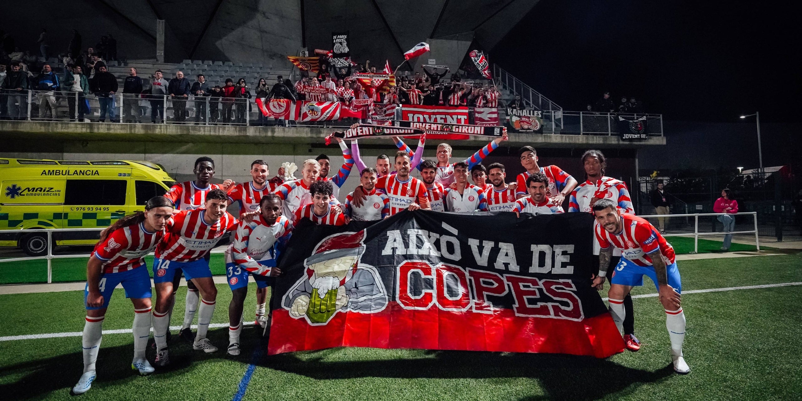 Els jugadors de l'Espanyol, celebrant la classificació per a la segona ronda de Copa | Girona FC